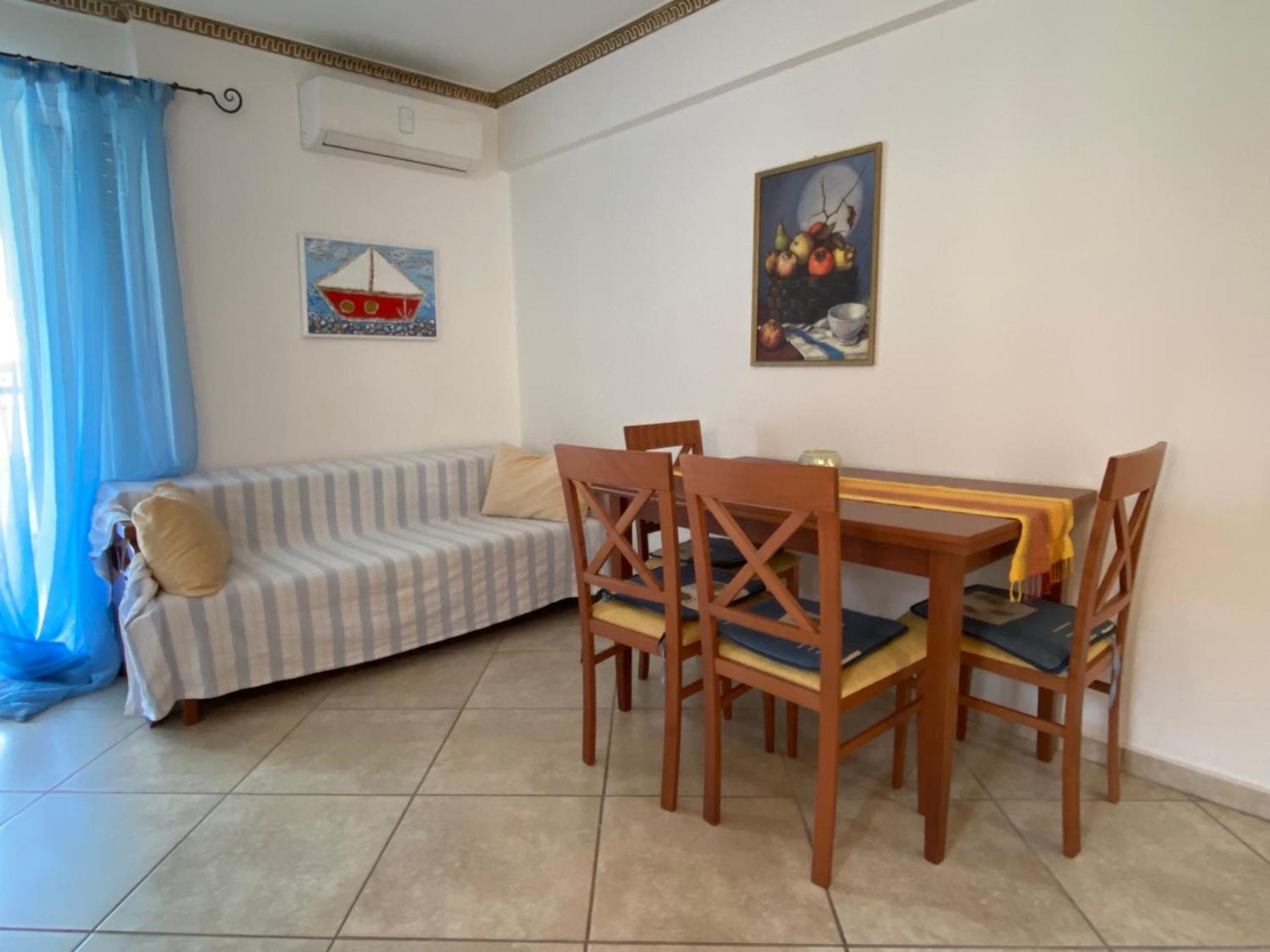 Roula Apartment ネイポリ エクステリア 写真